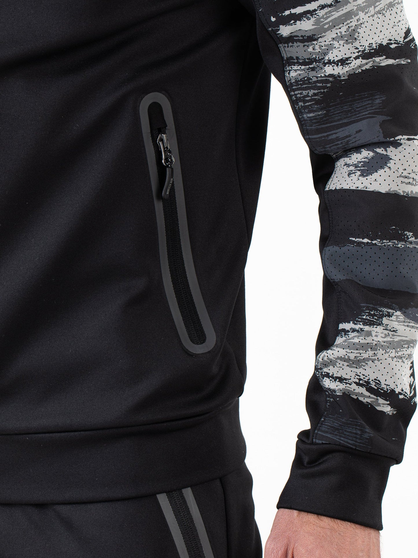 Mars-Menhoodedjacket-B001-5-Detail.jpg