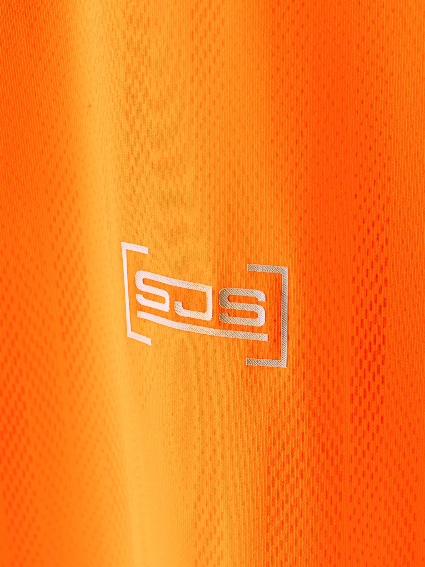 Nikohl-Mentee-O026-6-Detail.jpg