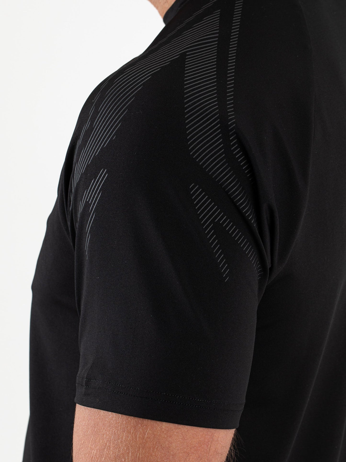 Niro-Mentee-B001-5-Detail.jpg