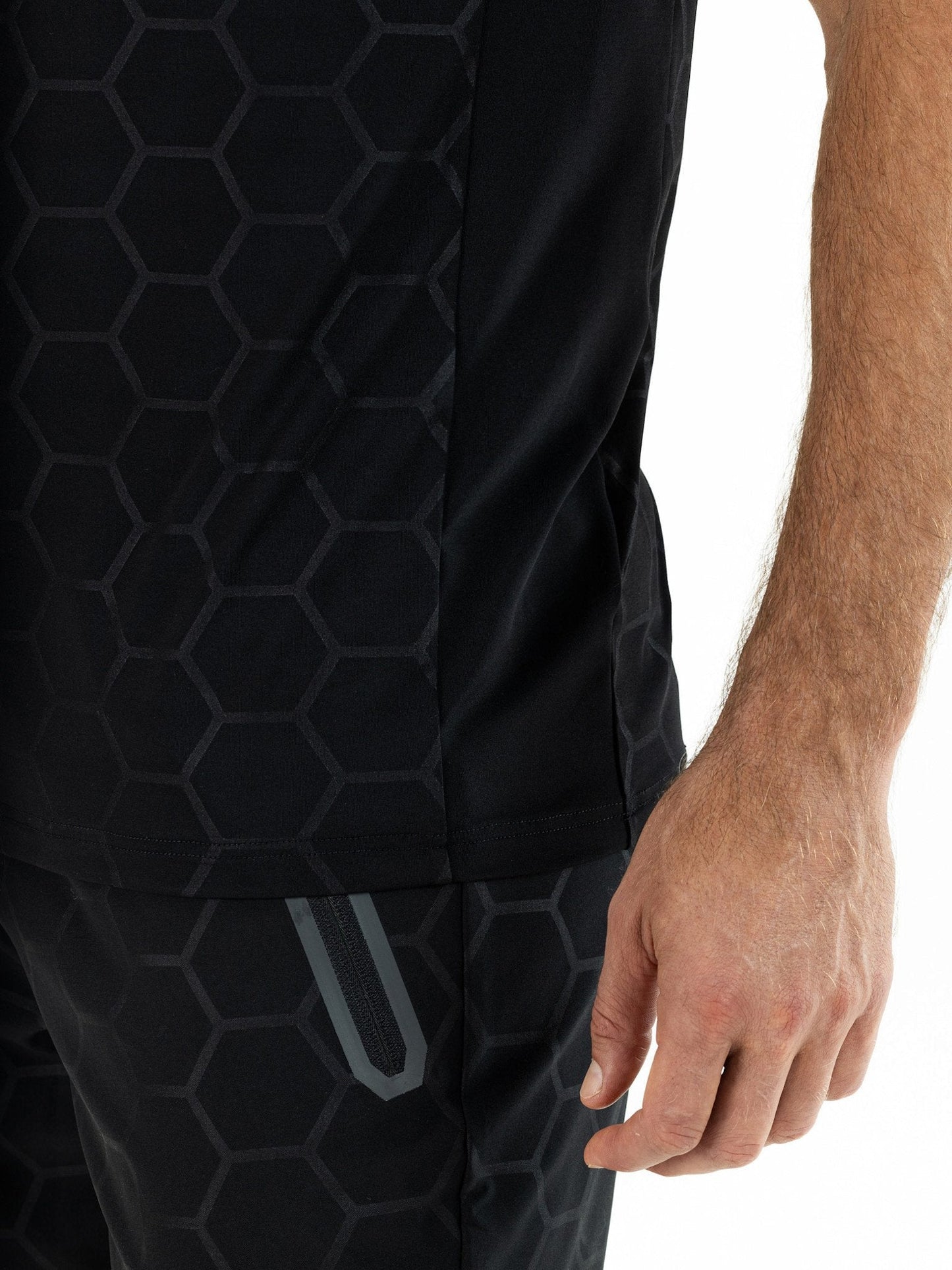nero-man-tee-b001-5-detail.jpg