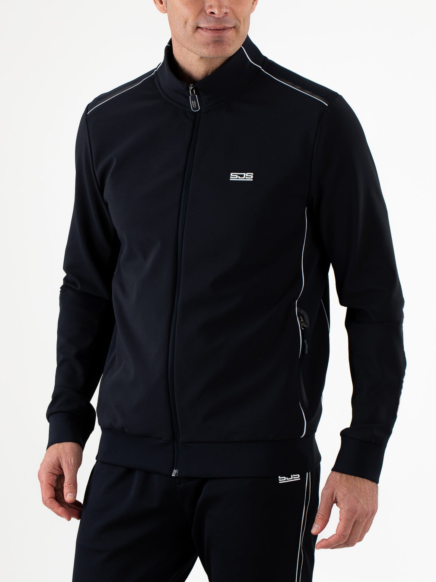 Adi-Mentrackjacket-N024-1-Voor.jpg
