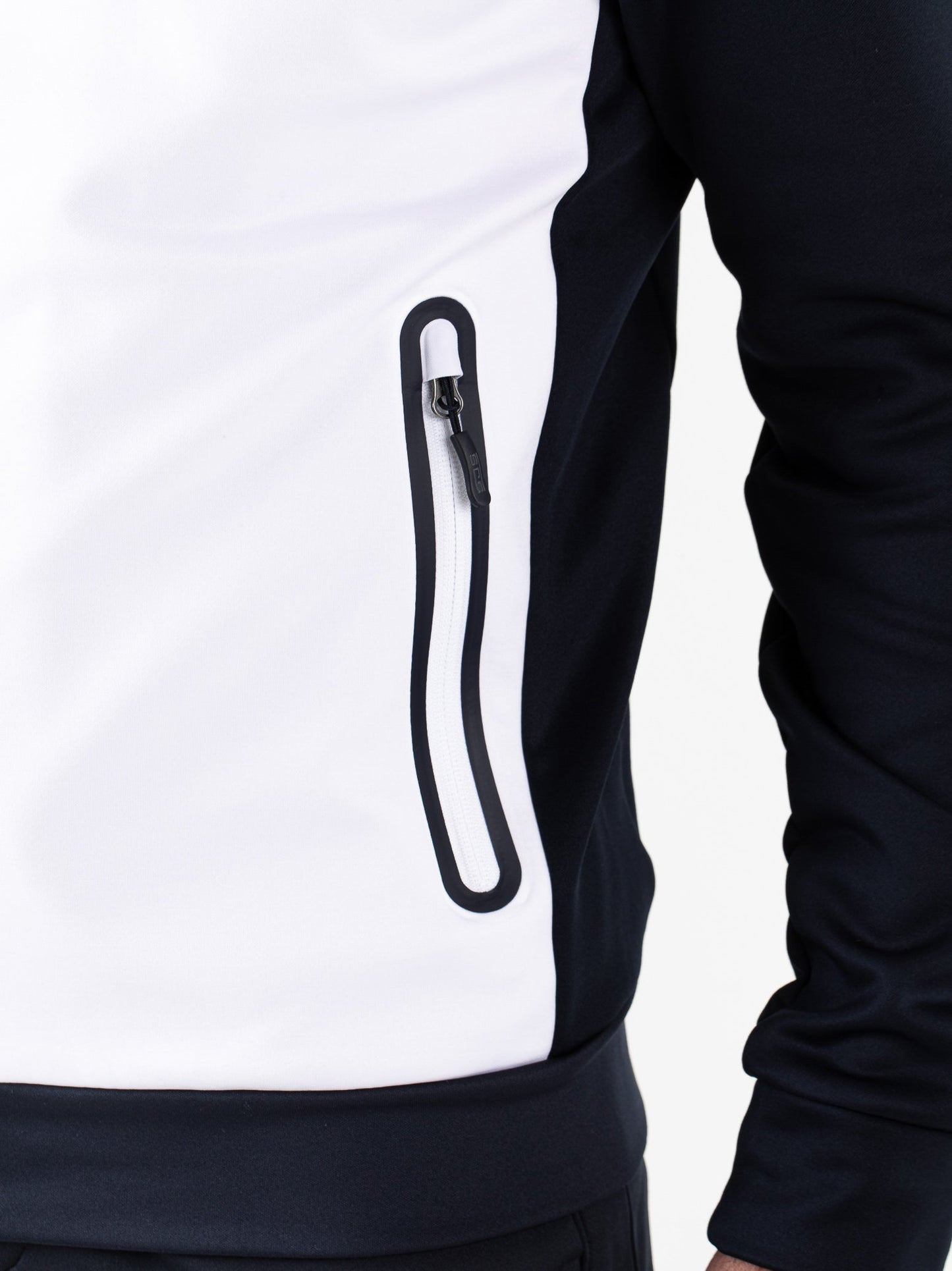 Amiro-Mentrackjacket-N024-5-Detail.jpg