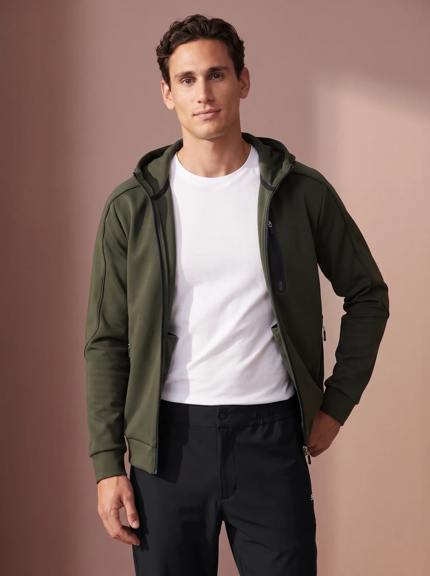 Arno-Camo_green-1.webp