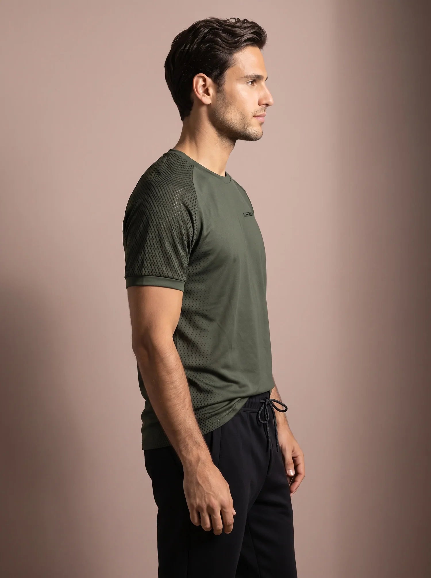 Bas-Camo_green-3.webp