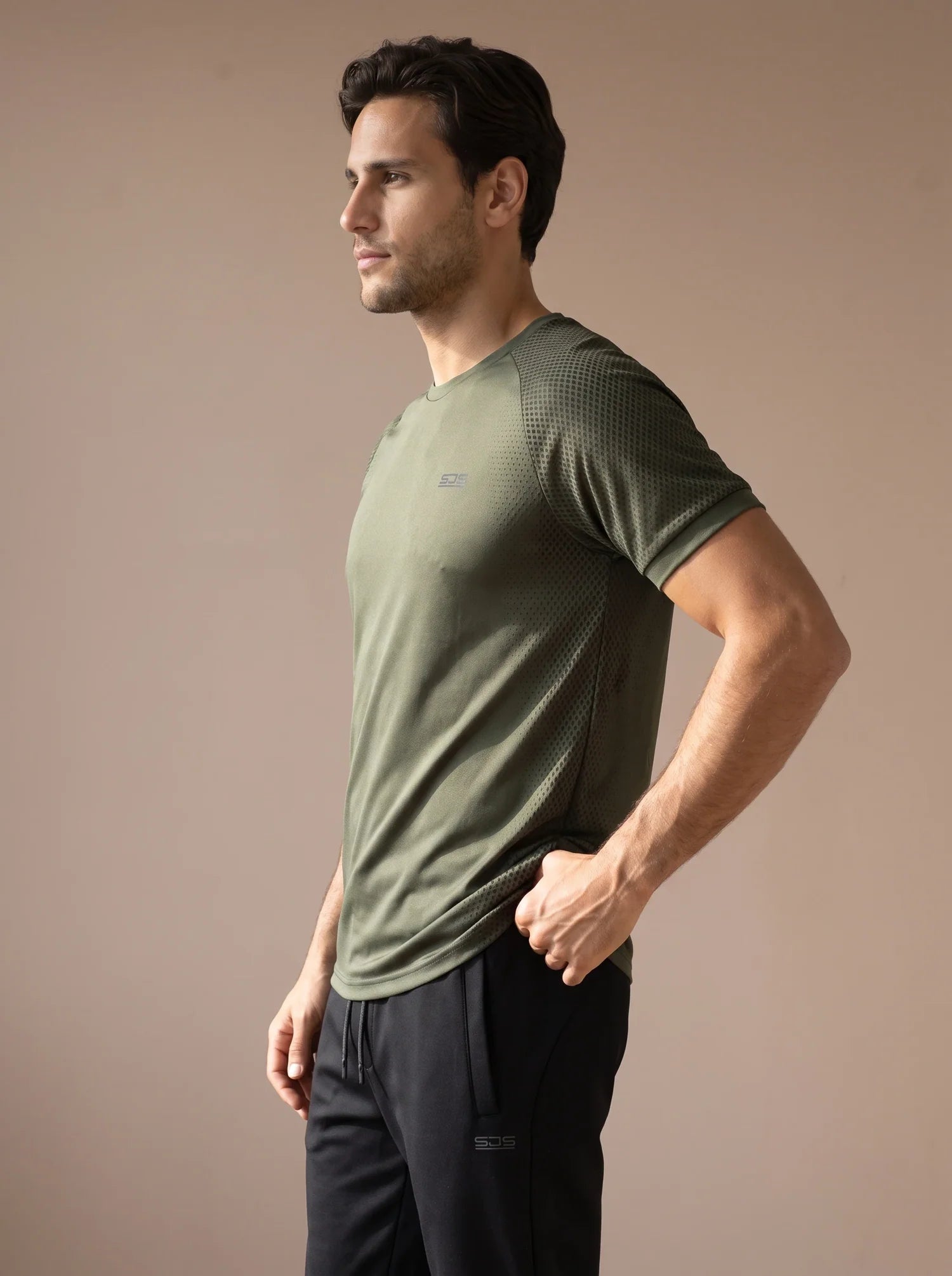 Bas-Camo_green-4.webp