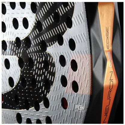 BullpadelNeuron02EdgePadelracket5.jpg