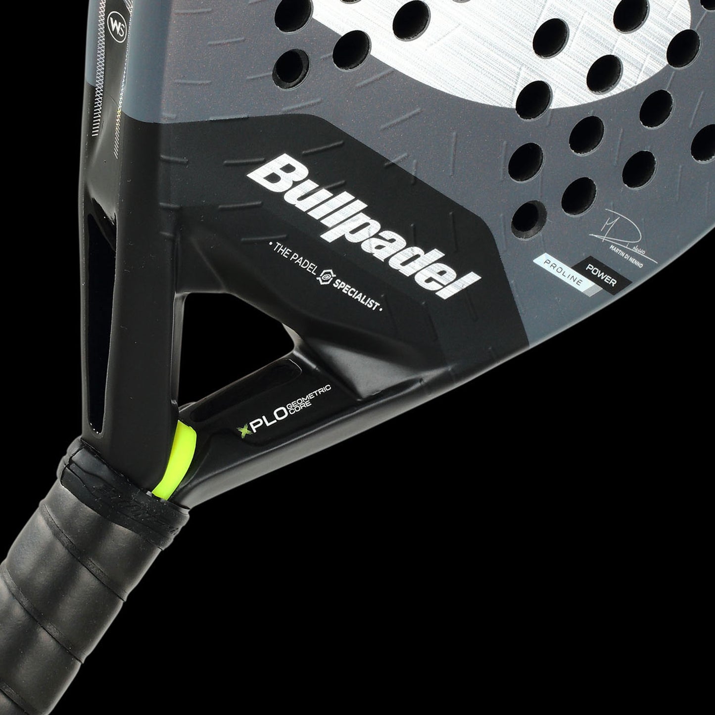 Bullpadel_Xplo_Comfort_26_Fibrix_Carbon_Padelracket_7.jpg