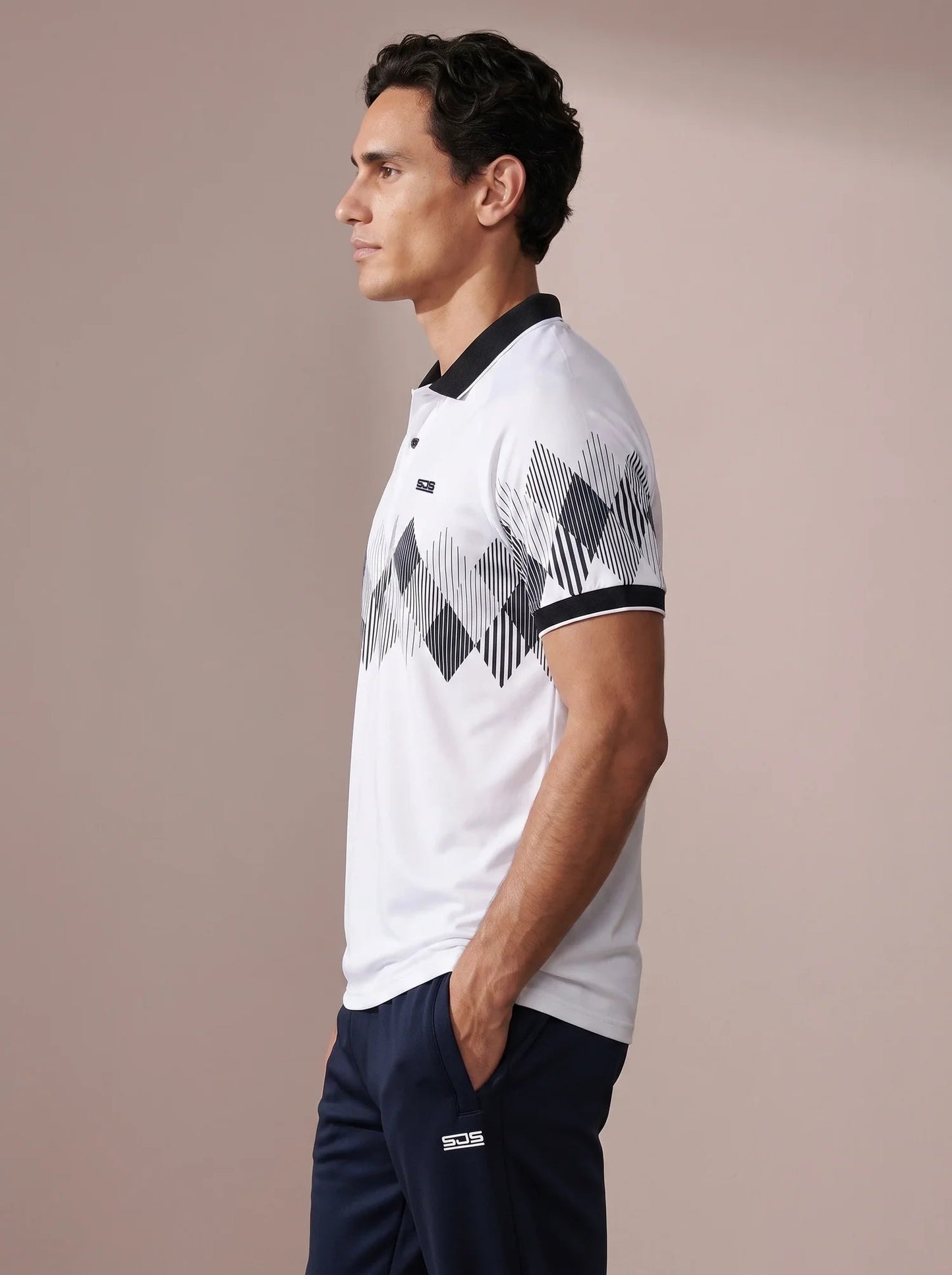 Cedric-Real_white-4.webp