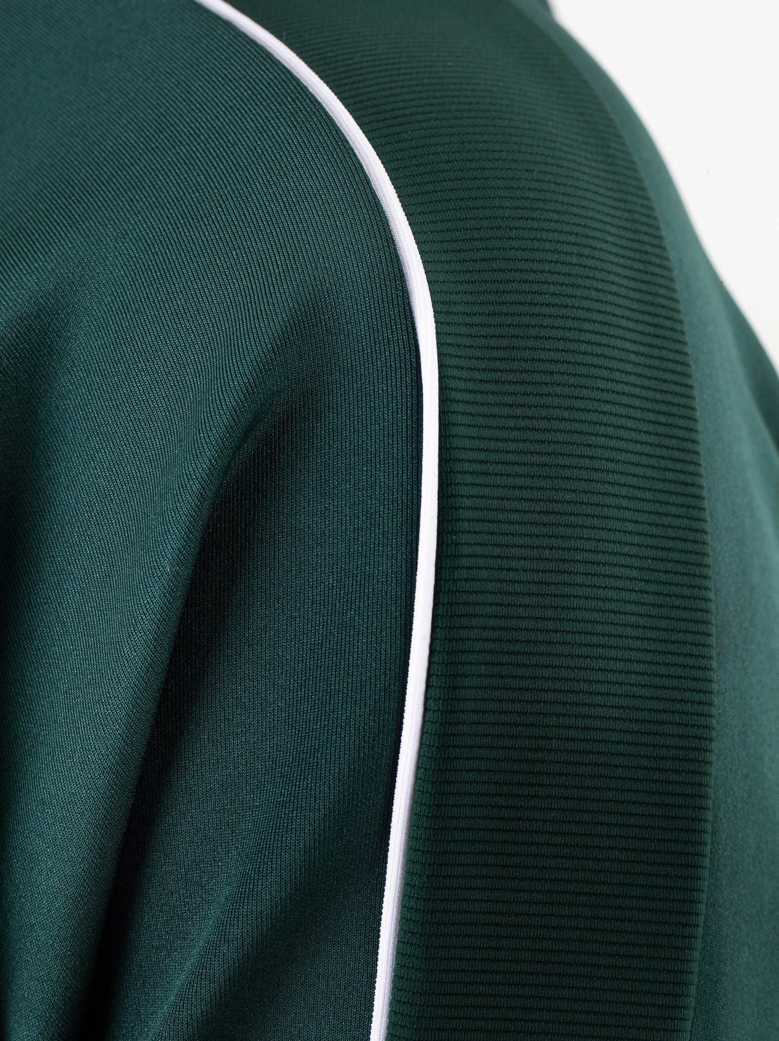Felipa-LadyHoodedjacket-L133-5-Detail.jpg