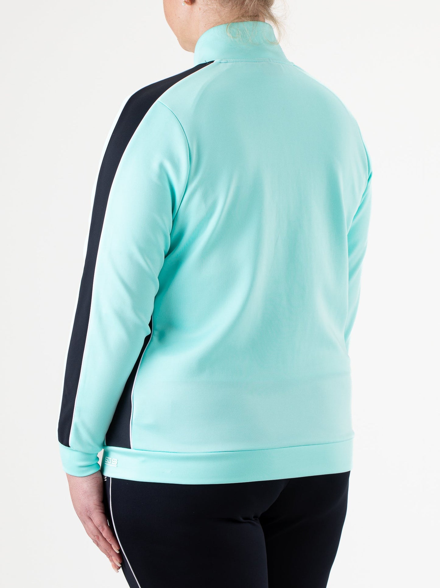 Francoiseplus-Ladyhoodedjacket-N067-3-Achter.jpg