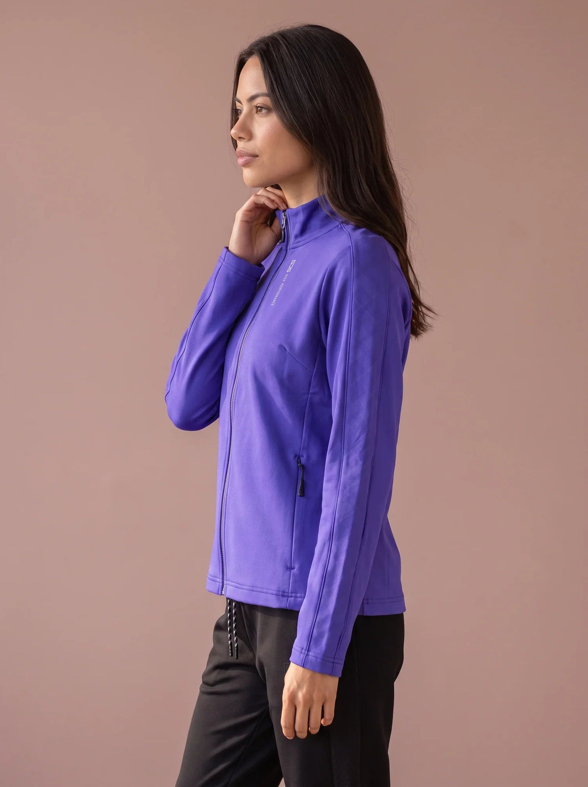 Frederike-Reflex_blue_04.webp