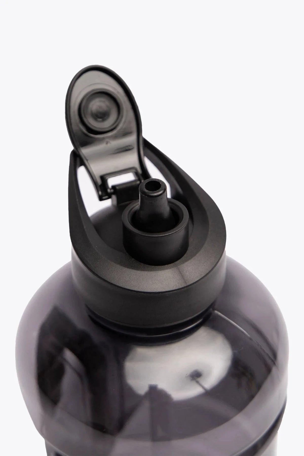 GDG00092_9000_5_Giga_Water_Bottle_Black.webp