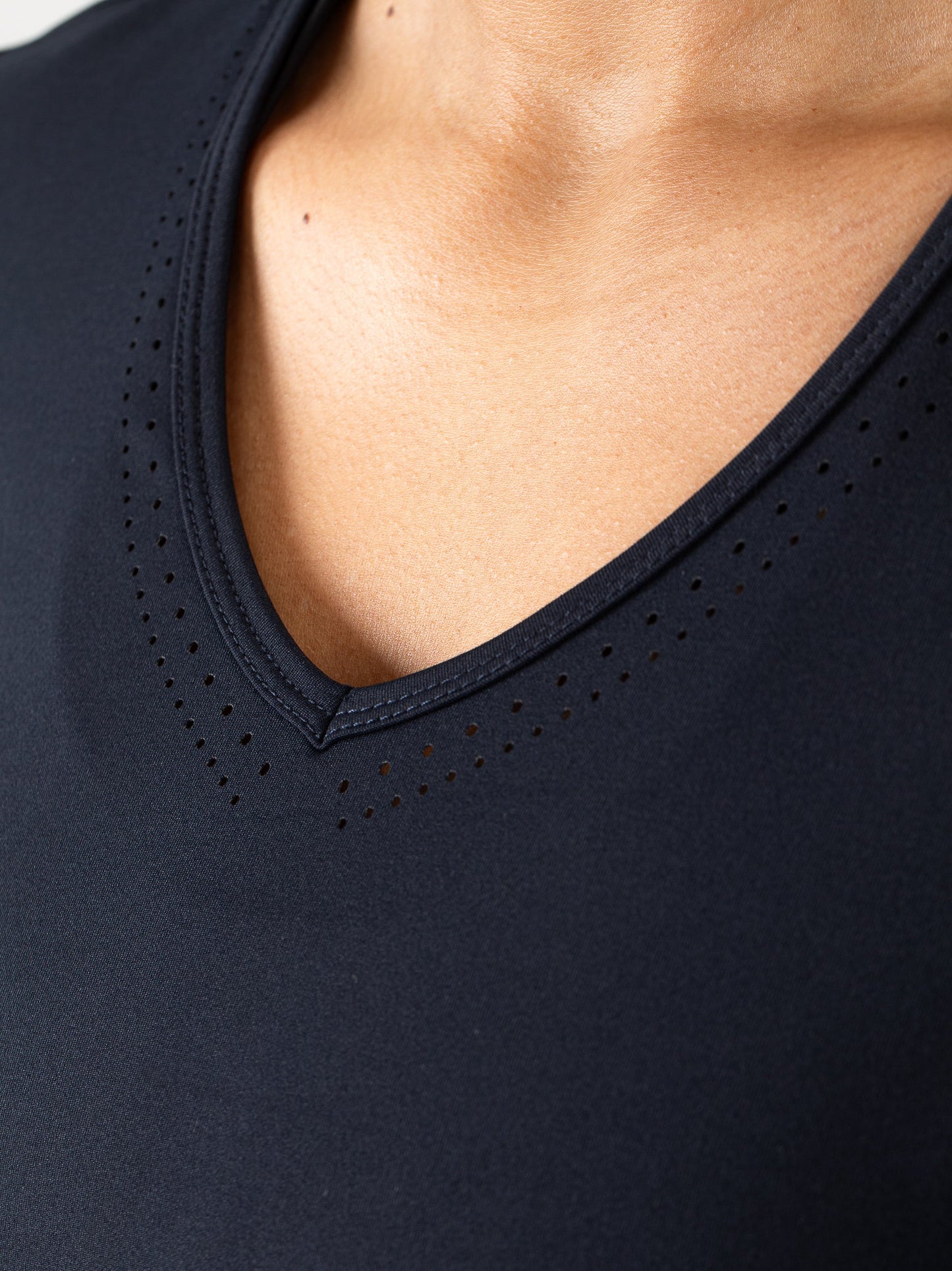 Isadee-Ladytee-N024-5-Detail.jpg