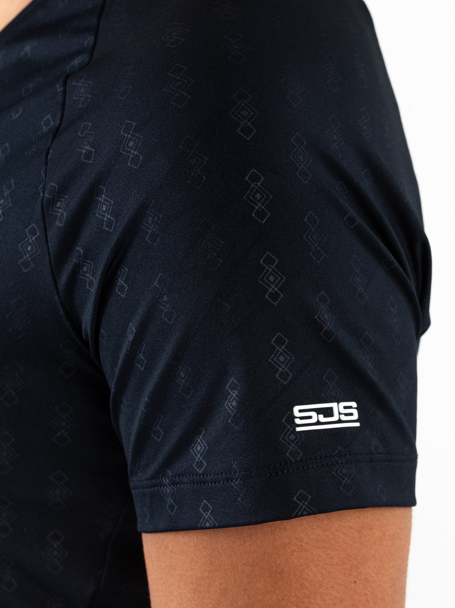 Izzie-Ladytee-N024-5-Detail.jpg