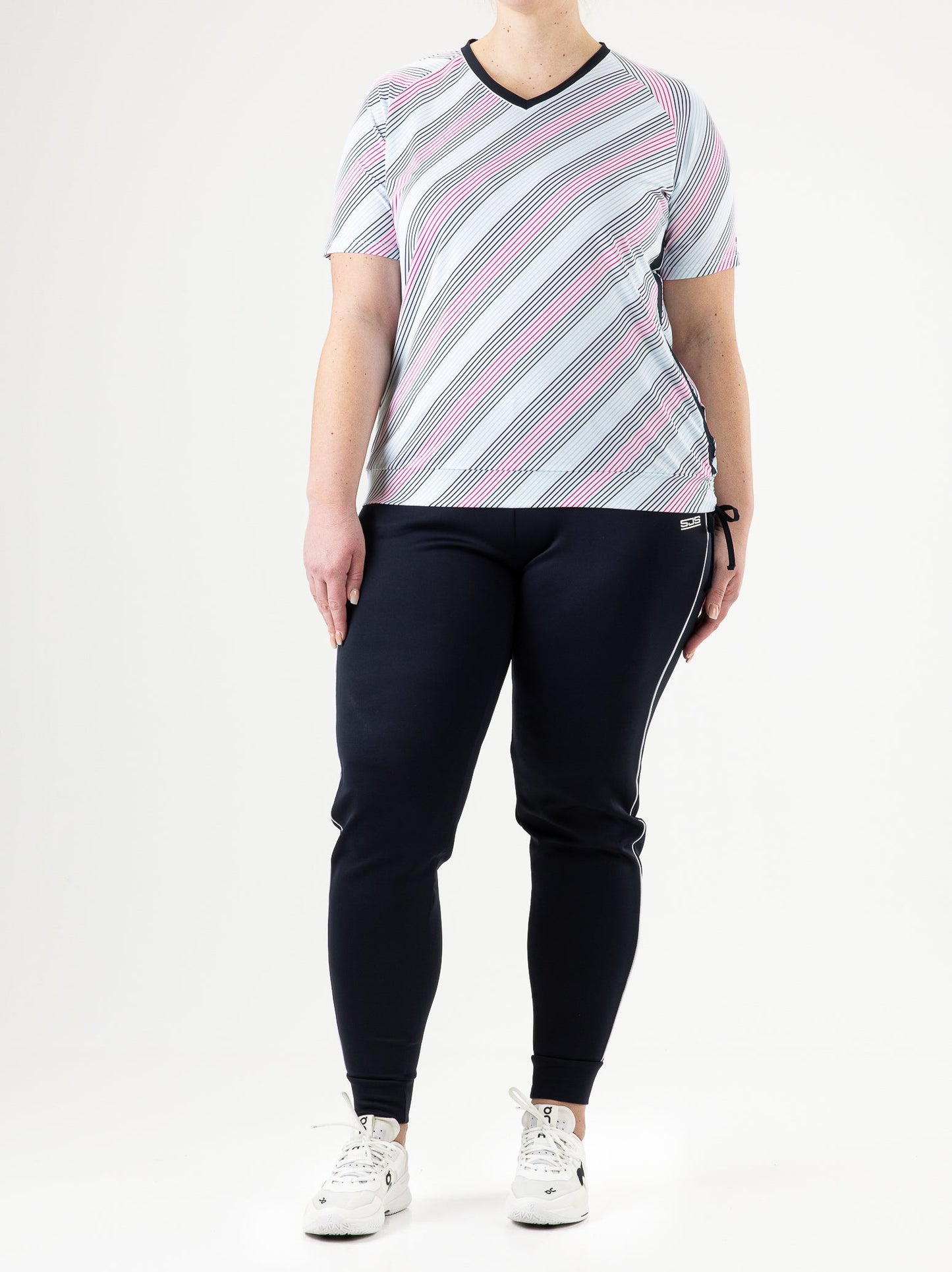 Izzieplus-Ladytee-W009-2-Totaal.jpg