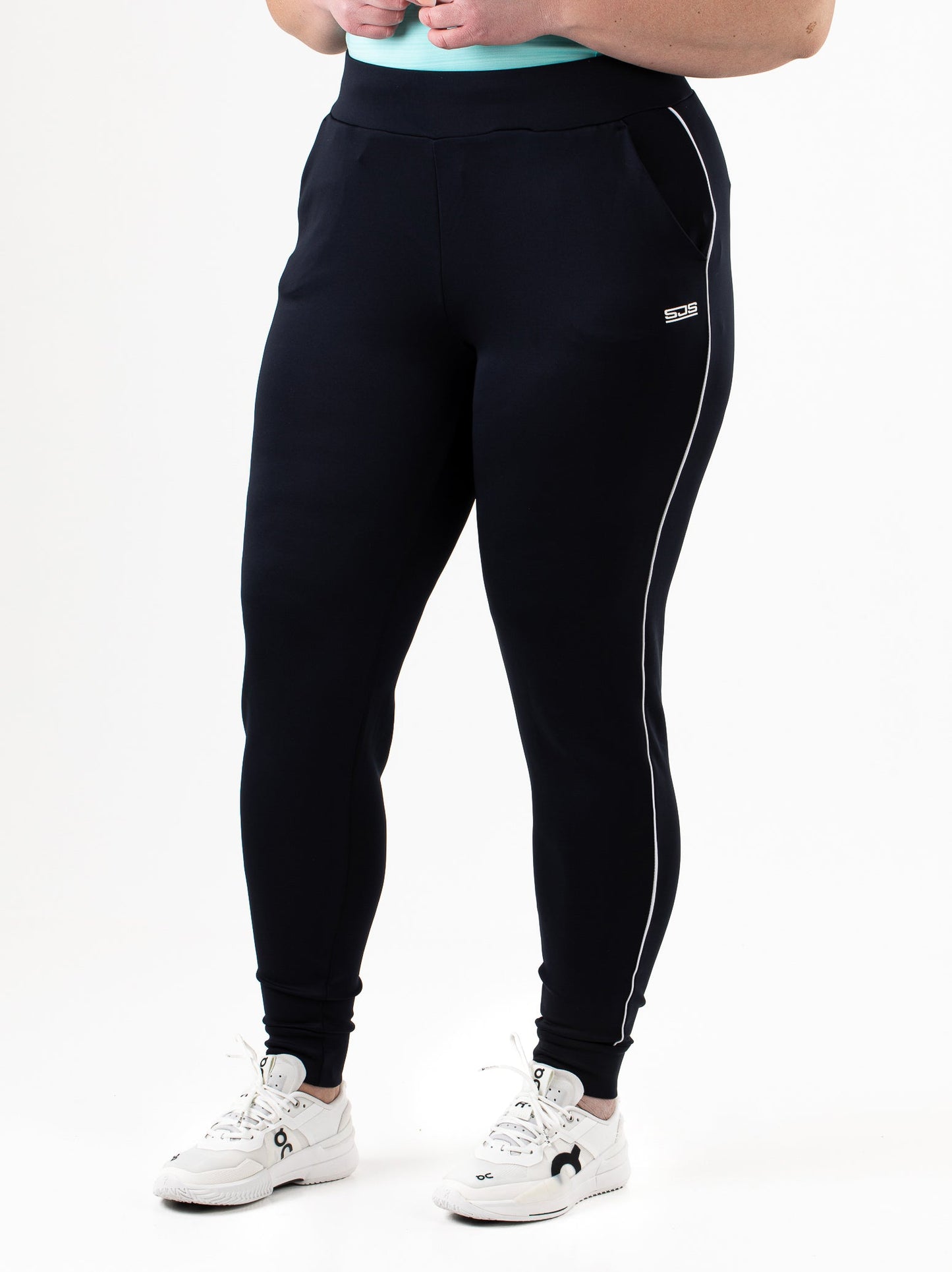 Kyrstenplus-LadyPant-N024-1-Voor.jpg