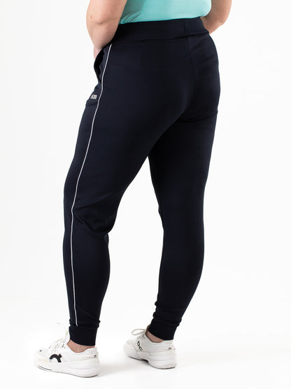 Kyrstenplus-LadyPant-N024-3-Achter.jpg