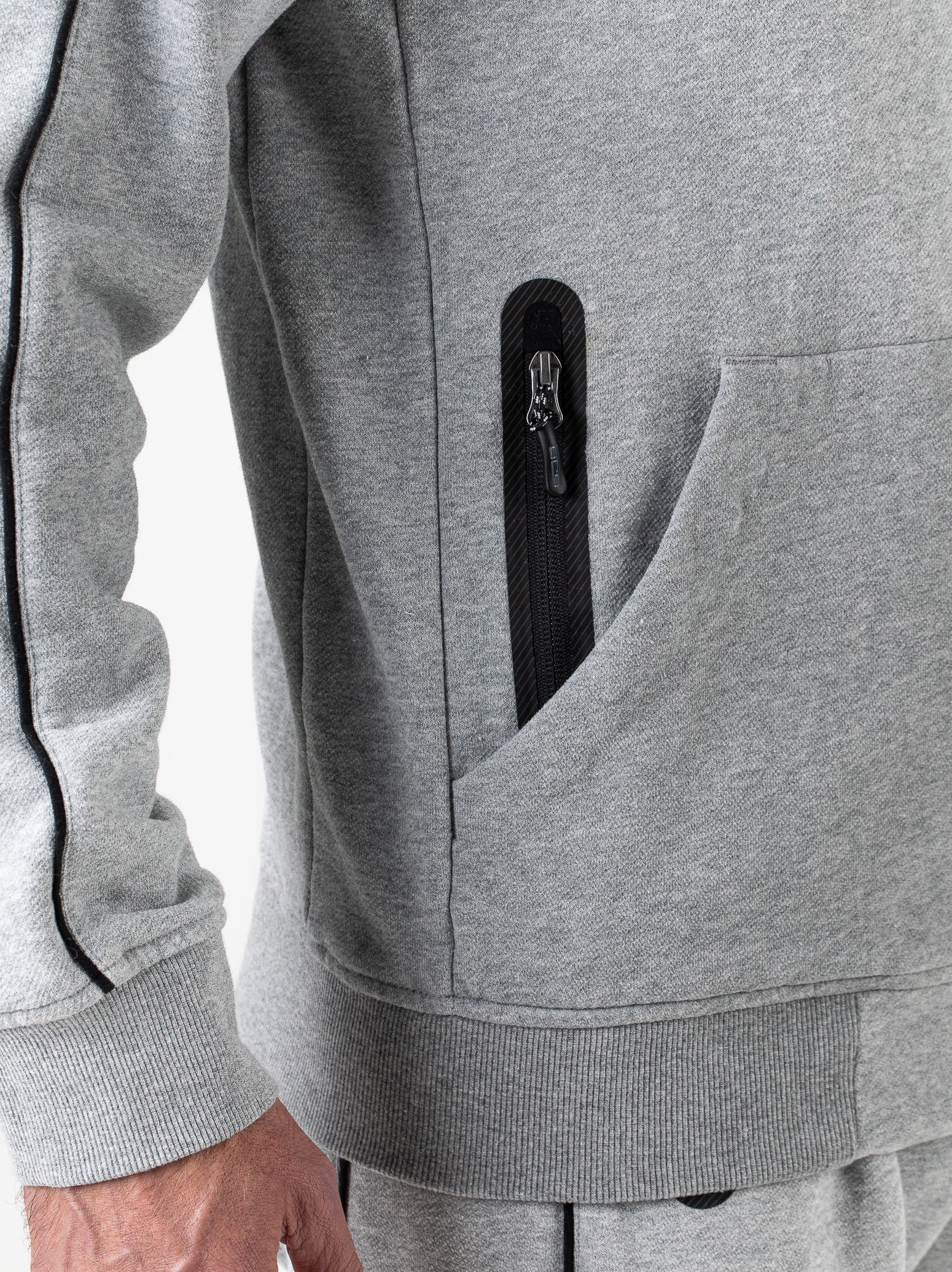 Martin-Menhoodedjacket-G169-6-Detail.jpg