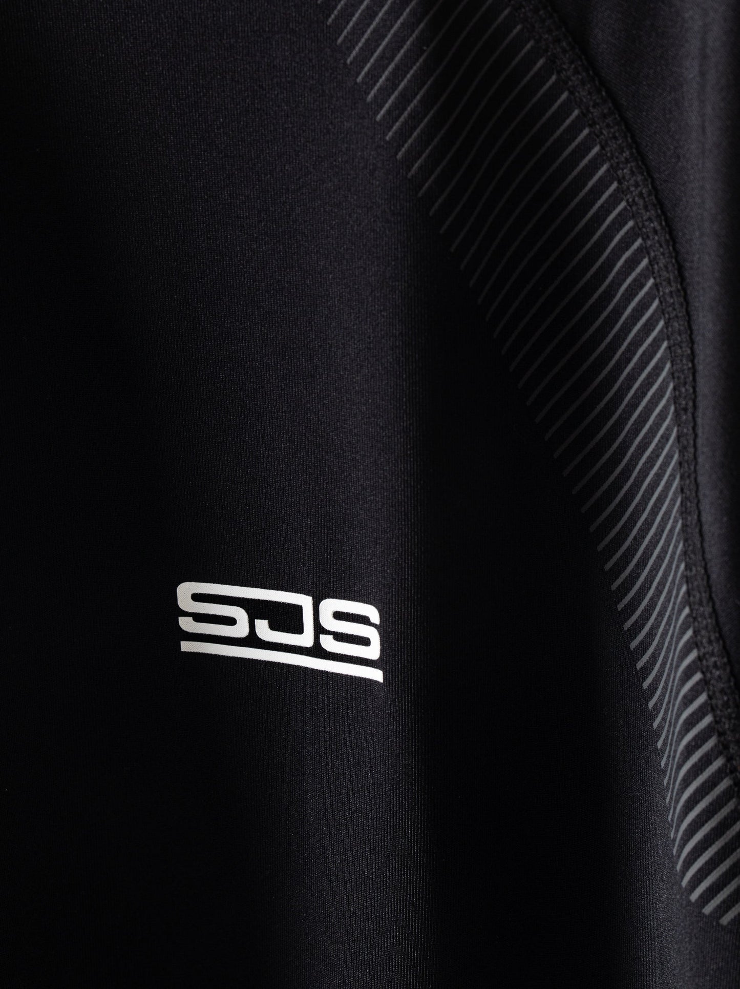 Nauder-Menlongsleeveshirt-B001-6-Detail.jpg