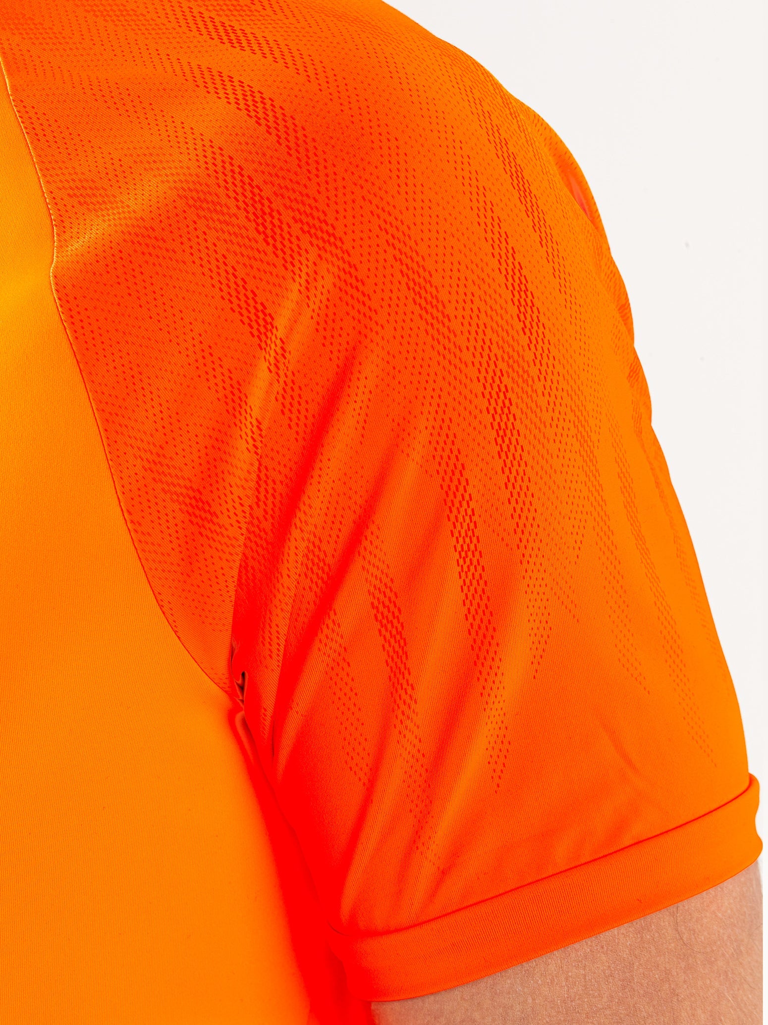 Neo-Mentee-O026-6-Detail.jpg