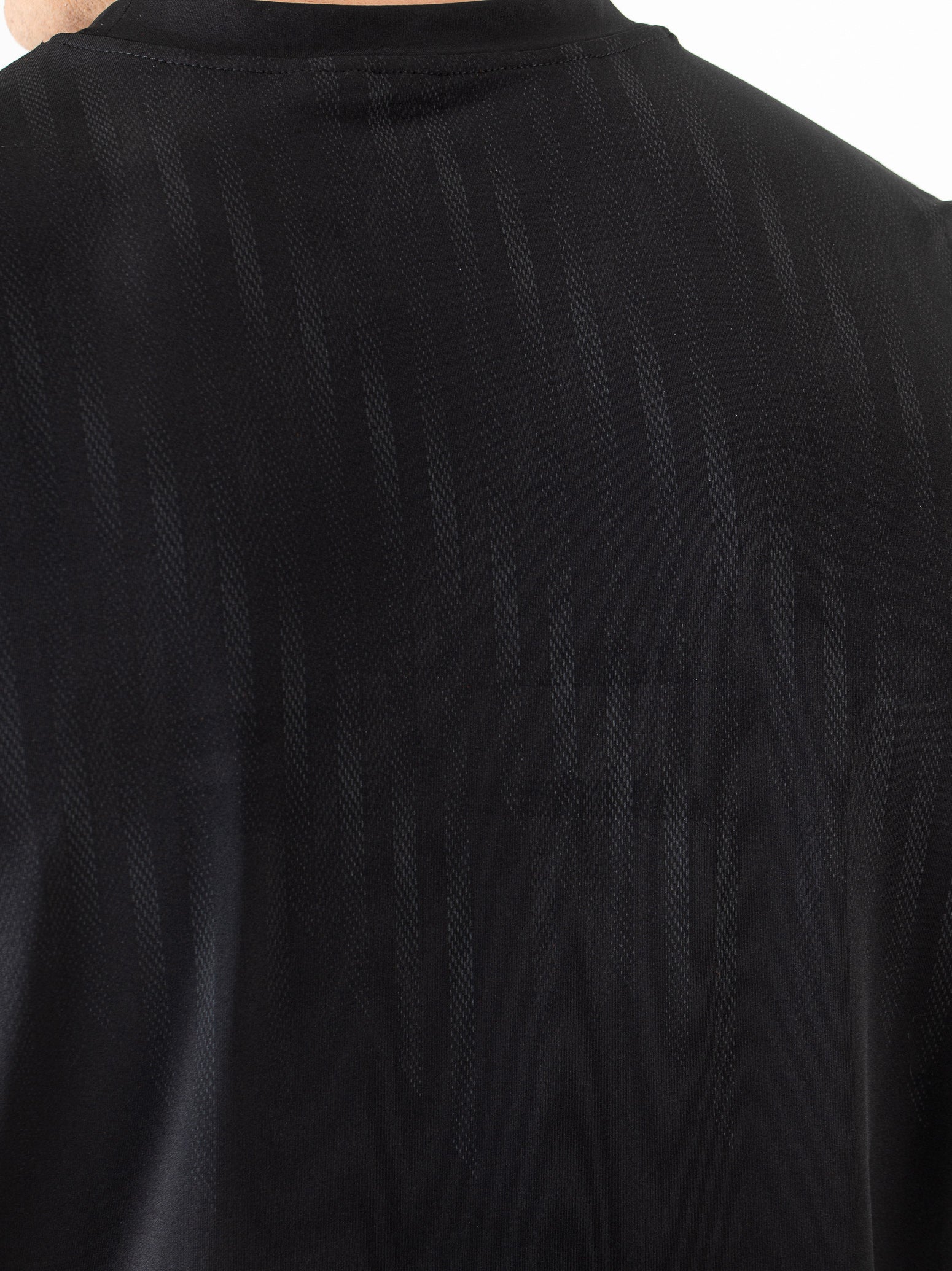 Nikohl-Mentee-B001-4-Detail.jpg