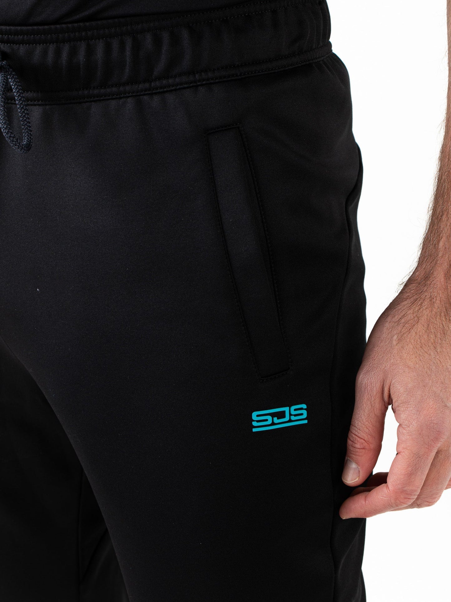 Oren-Menpant-B001-4-Detail_a44563b5-b7b6-4b84-a5ce-9db280f846ac.jpg