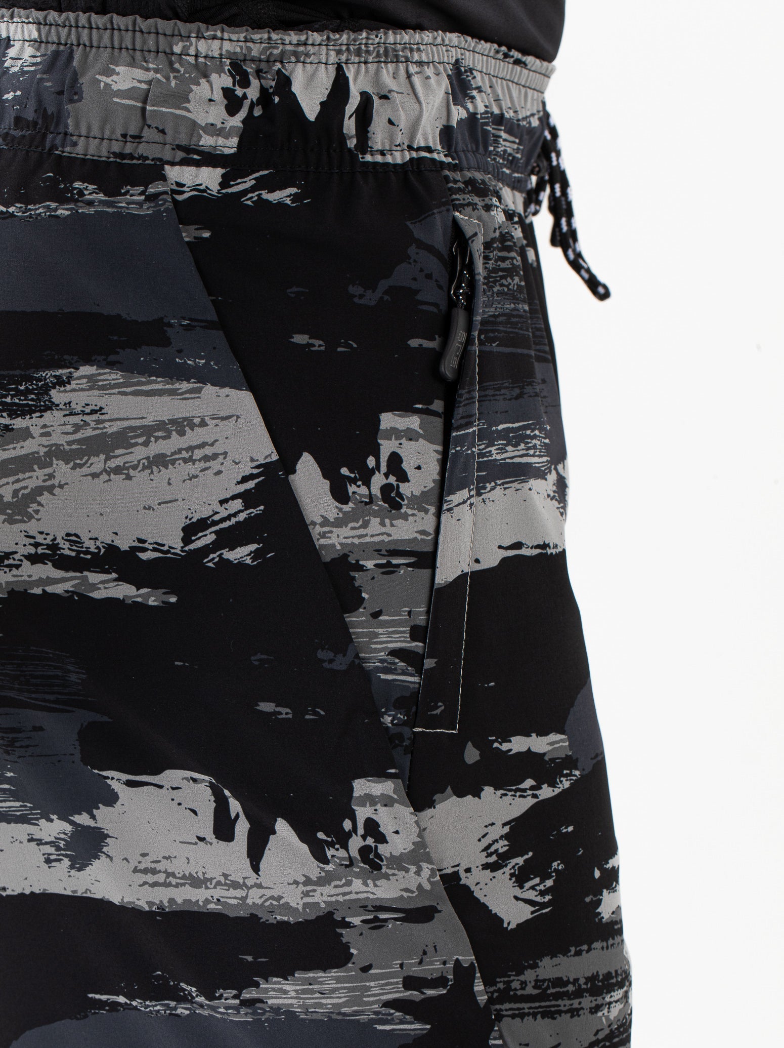 Pembroke-Menshort-B001-5-Detail.jpg