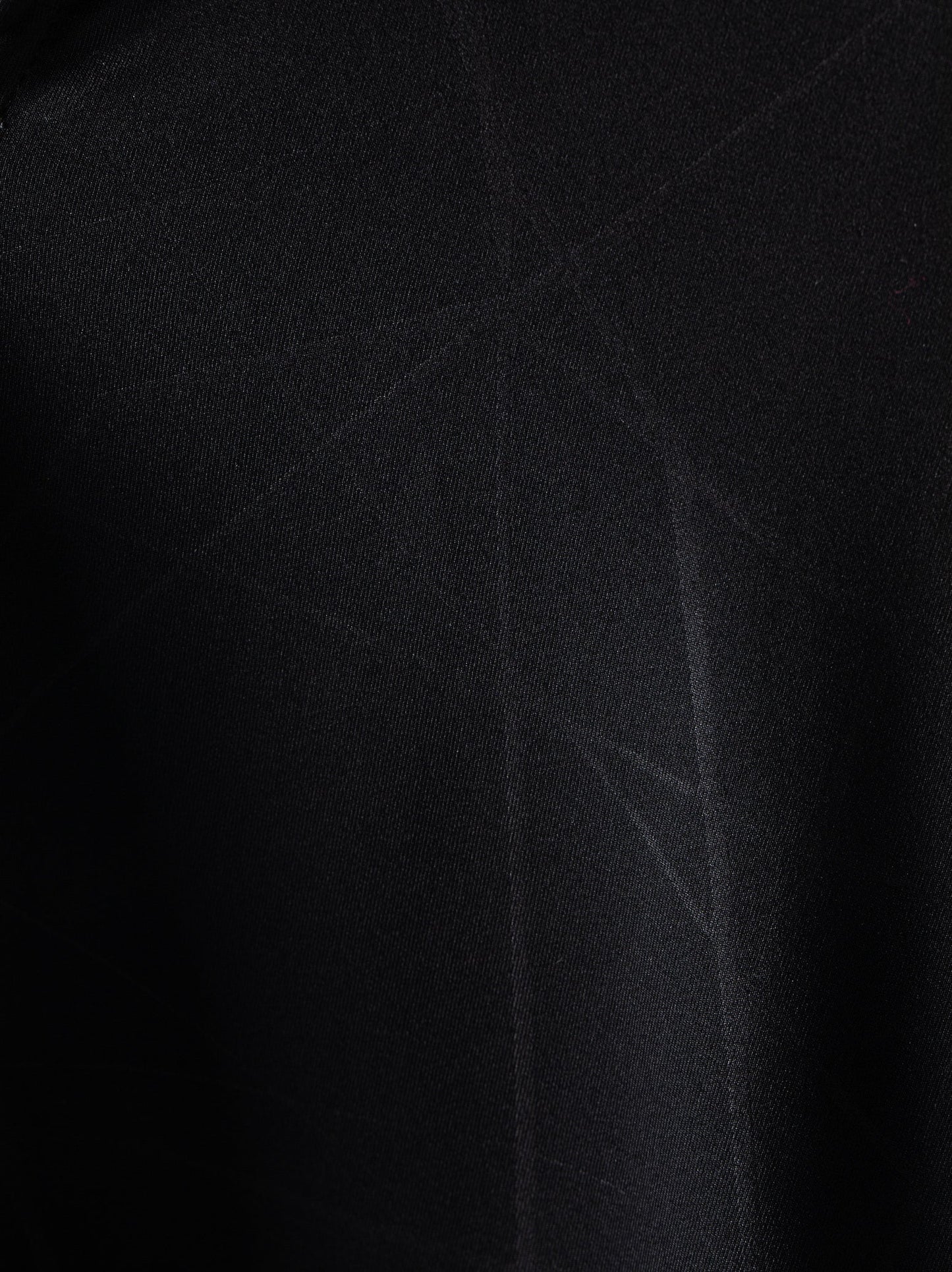 Shae-Ladysleevelesstee-B001-7-Detail.jpg