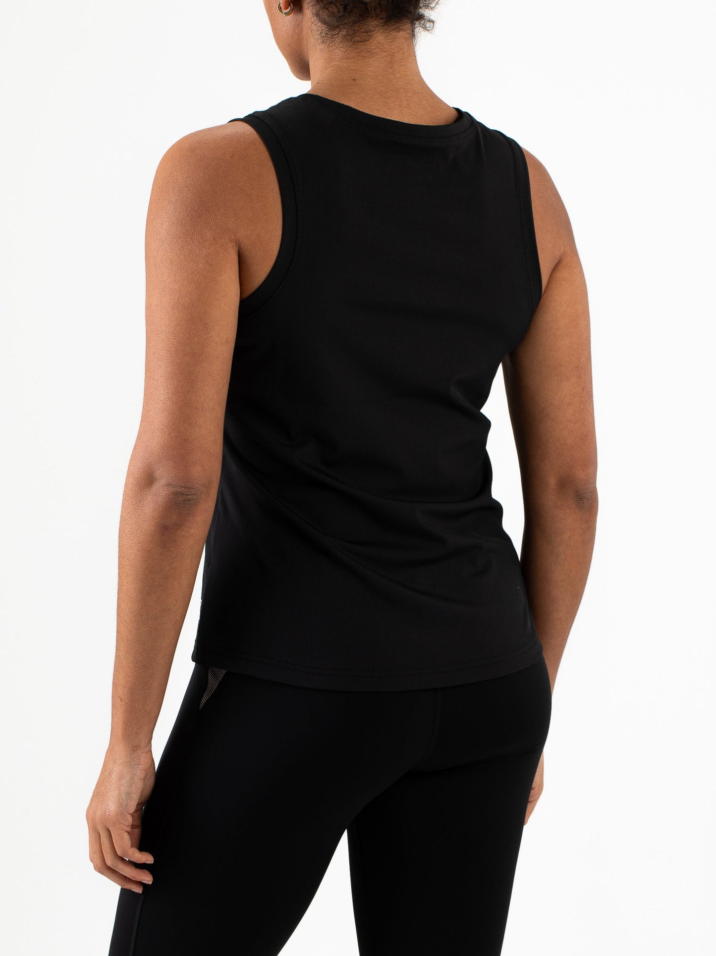 Sunah-Ladysinglet-B001-3-Achter.jpg