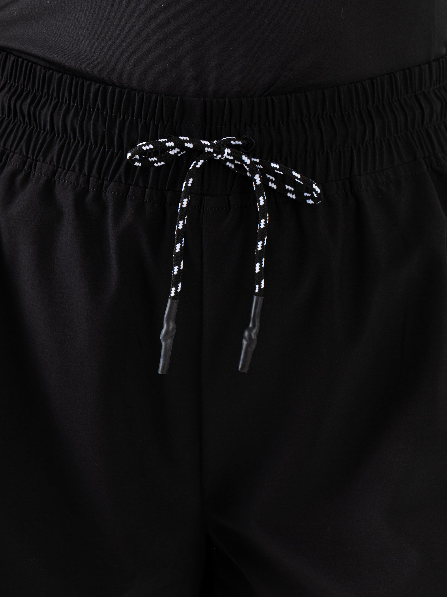 Wisdom-Ladyshort-B001-4-Detail.jpg