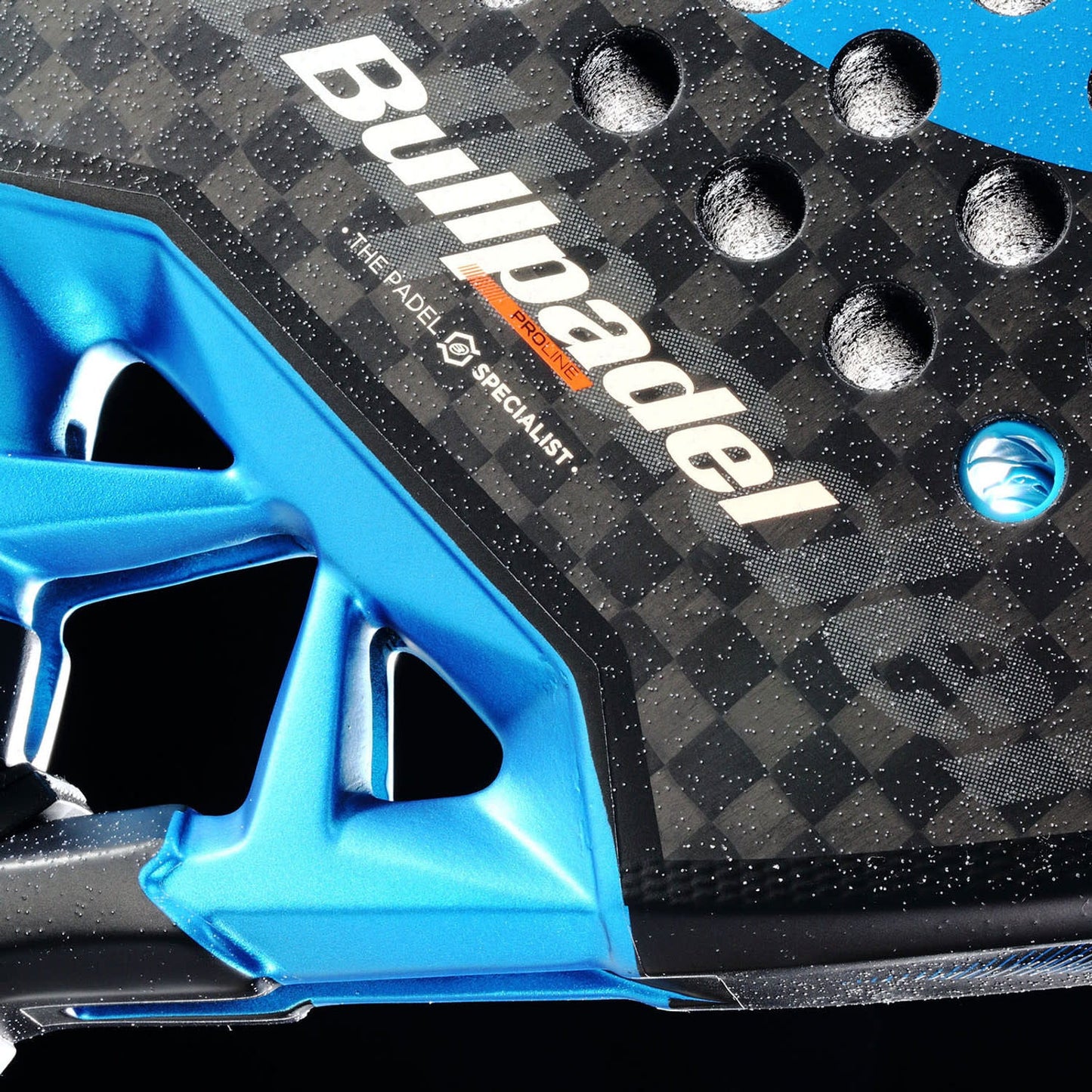 bullpadel-vertex-05-hybride-26-12k-carbon-padelrac_6177c288-db7b-4bd9-9216-3c116dfee58b.jpg