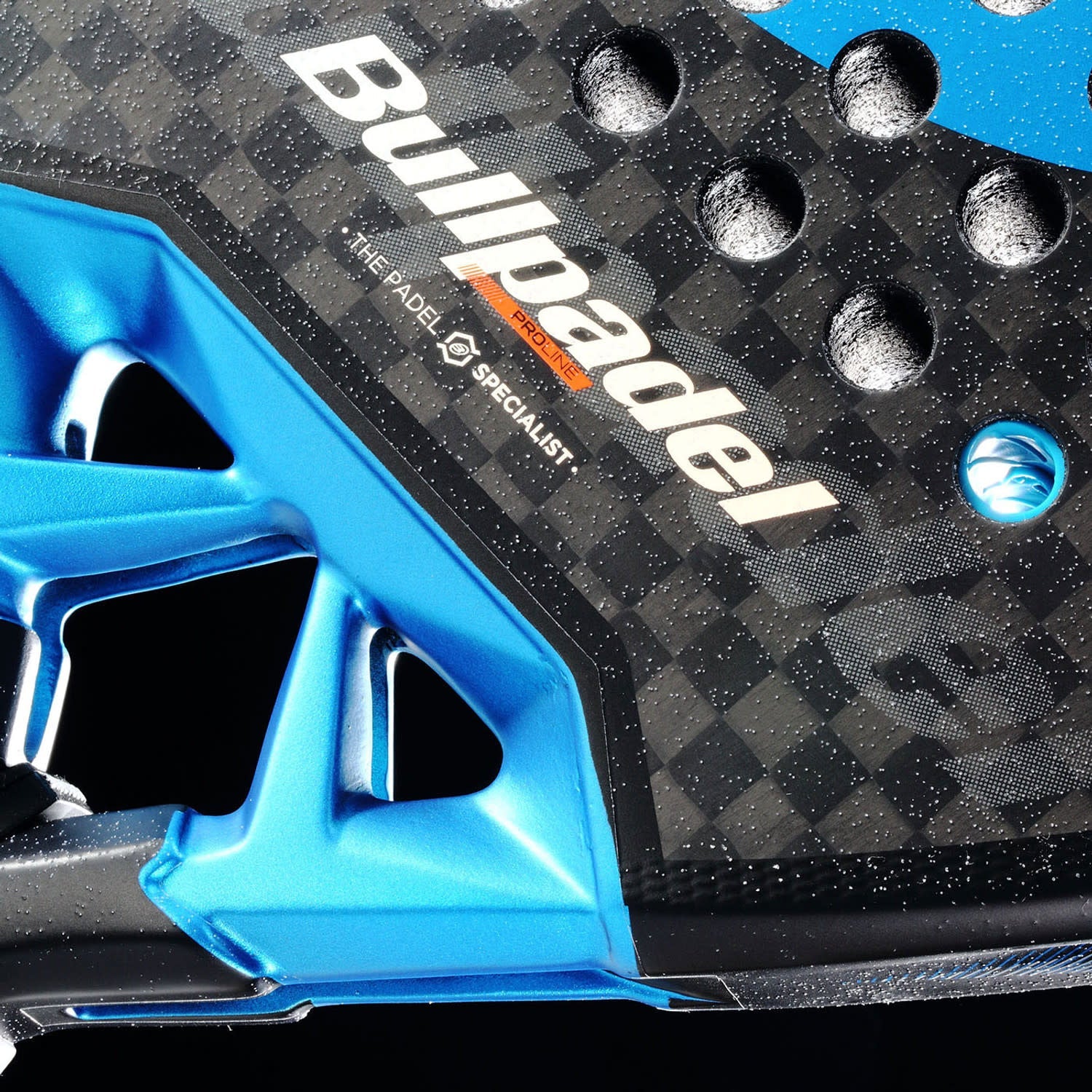 bullpadel-vertex-05-hybride-26-12k-carbon-padelrac_6177c288-db7b-4bd9-9216-3c116dfee58b.jpg