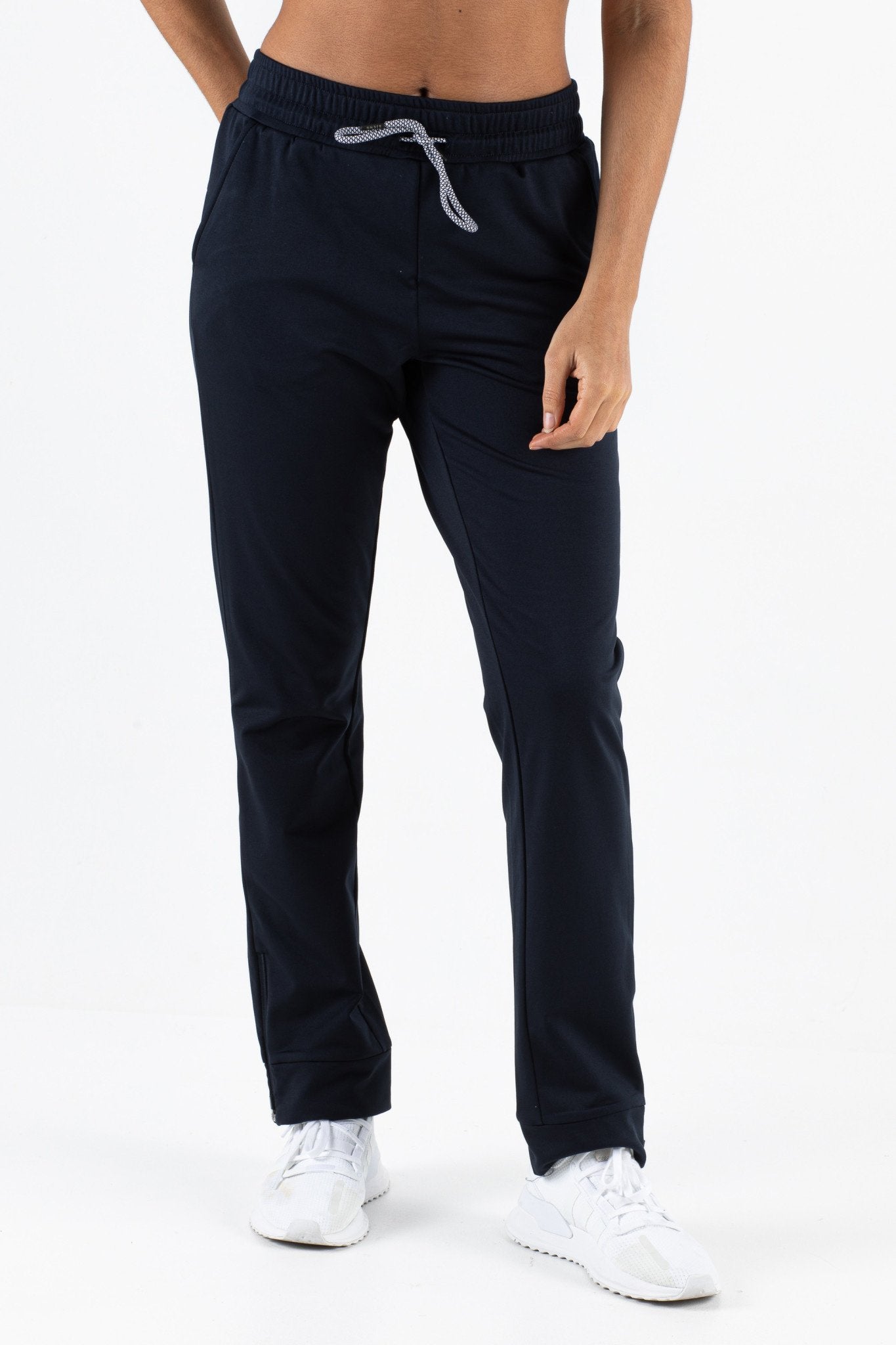 jennifer-broek-n024-1_f60e2f1b-e257-418d-a046-e582960a04f1.jpg