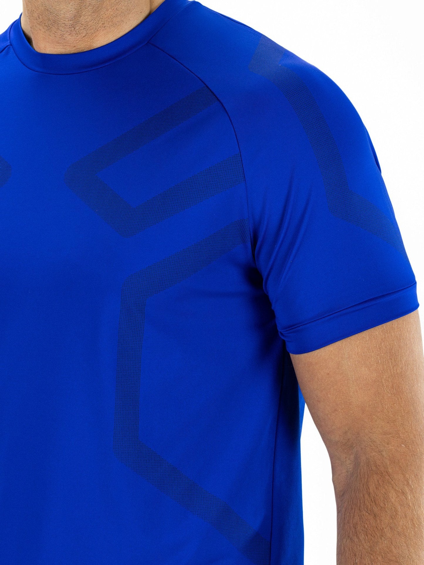 nielson-man-tee-a268-4-detail.jpg