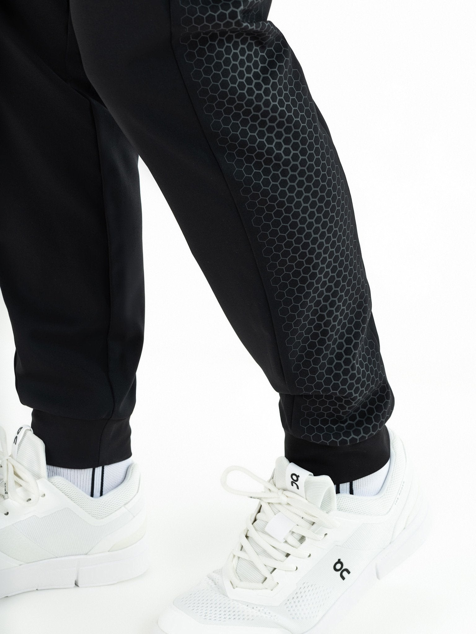 ottowa-man-pants-b001-5-detail.jpg